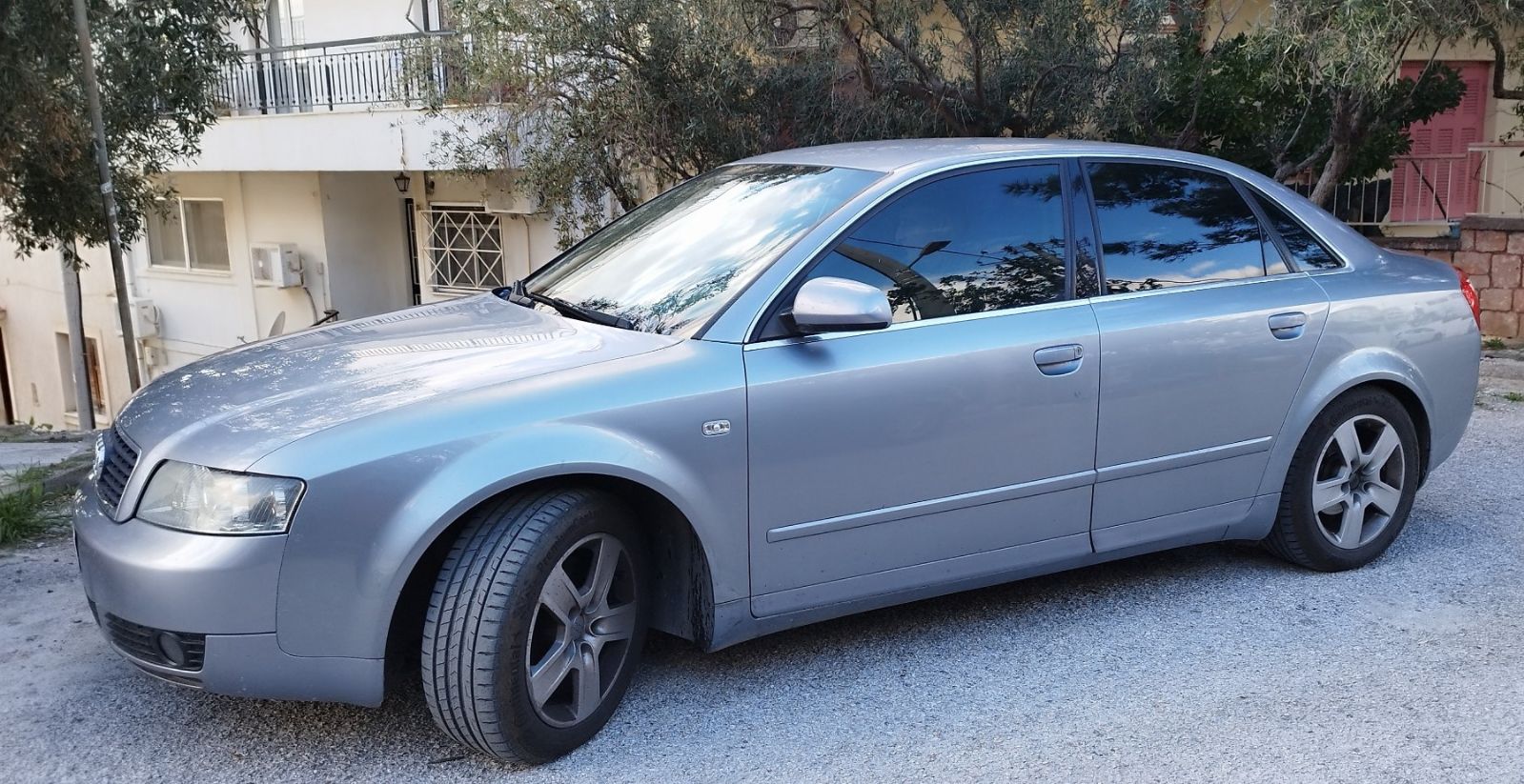 AUDI A4 2004