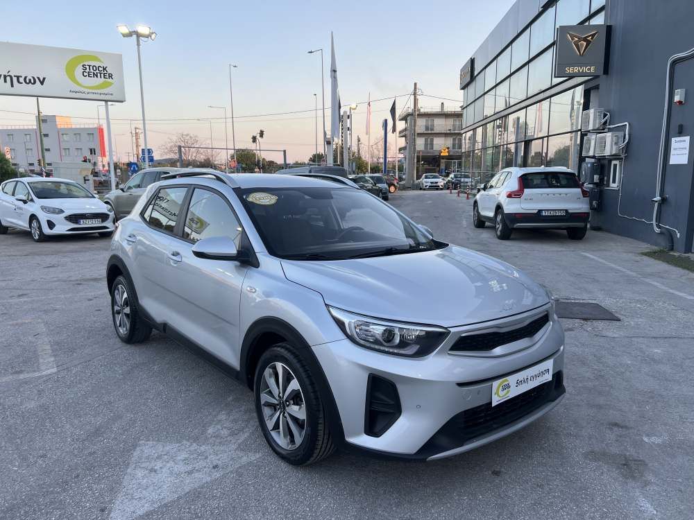 KIA STONIC  2023