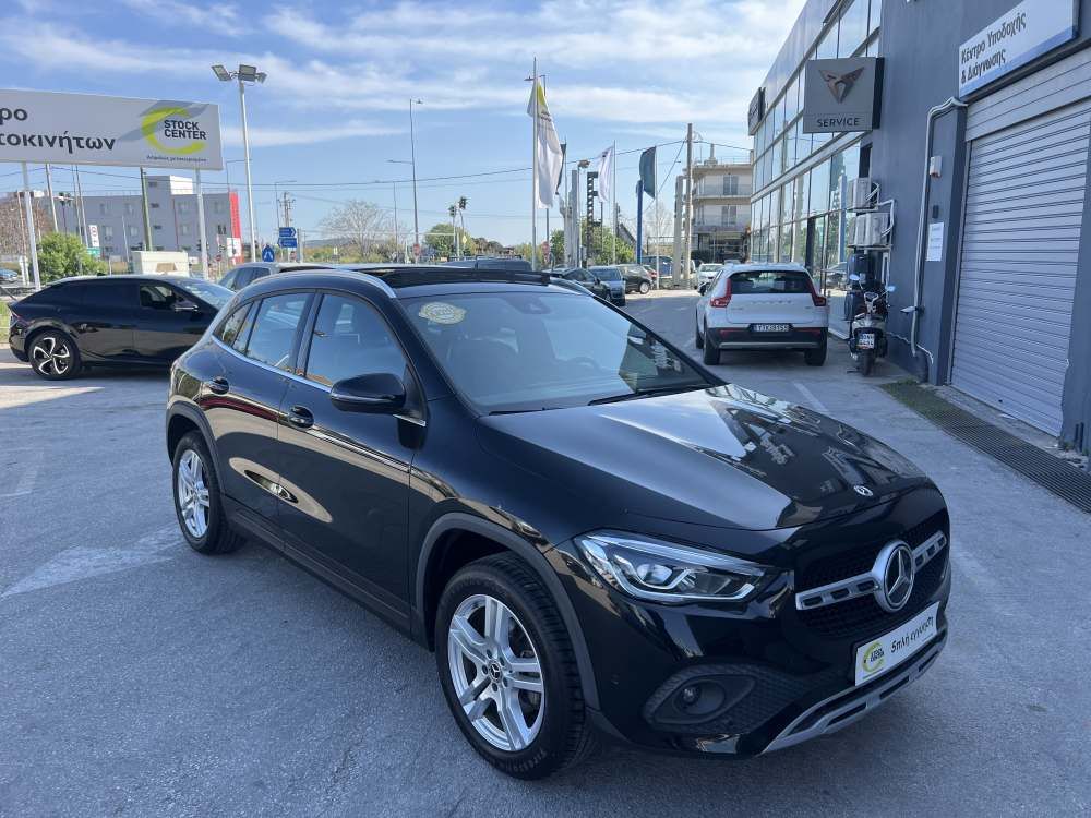 MERCEDES GLA 200 2021