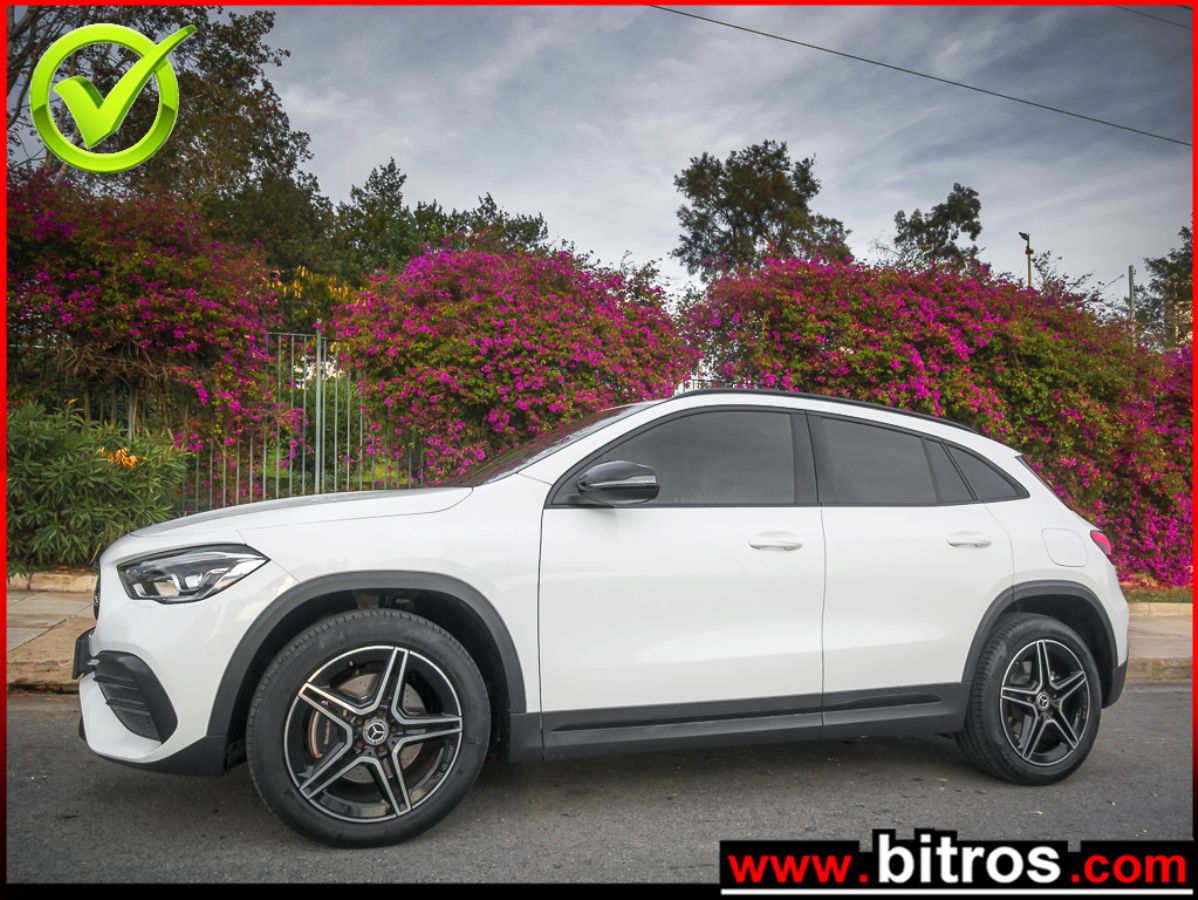 MERCEDES GLA 250 2022