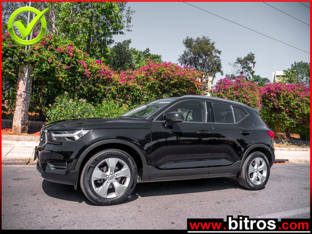VOLVO XC 40 2019