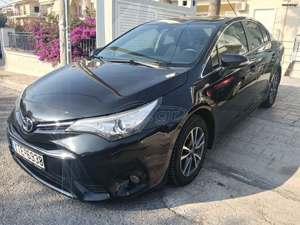 TOYOTA AVENSIS 2016