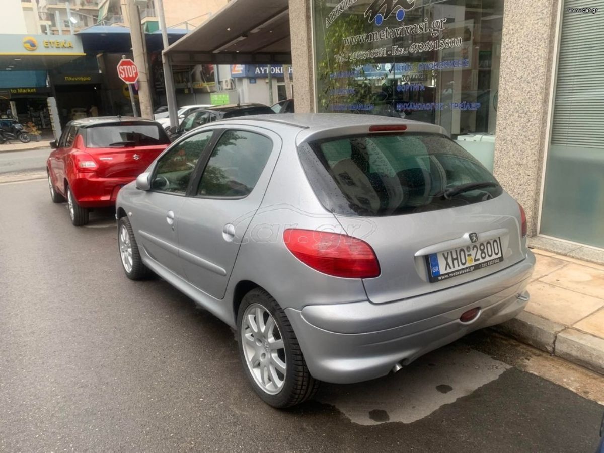 PEUGEOT 206 2002