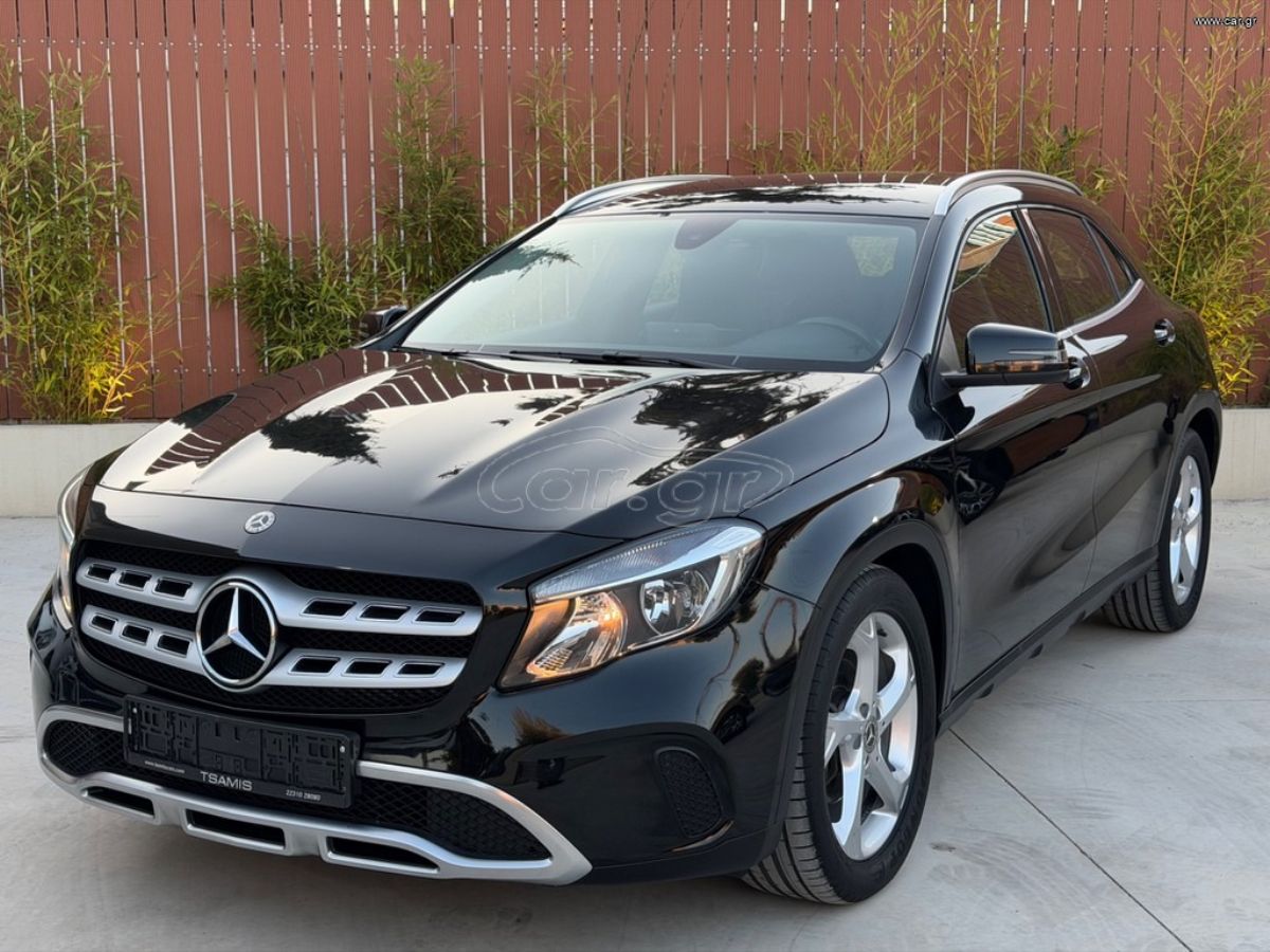 MERCEDES GLA 180 2018