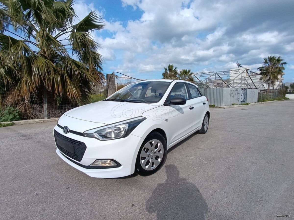 HYUNDAI i20 2016