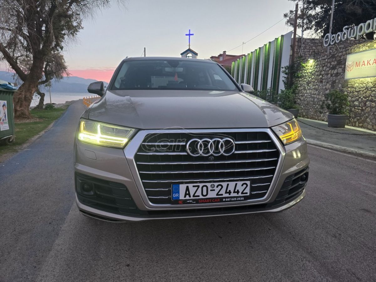 AUDI Q7 2017