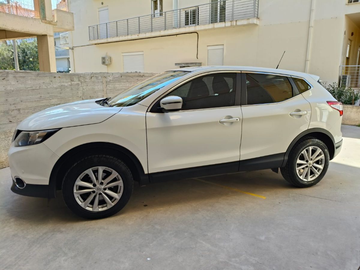 NISSAN QASHQAI 2016