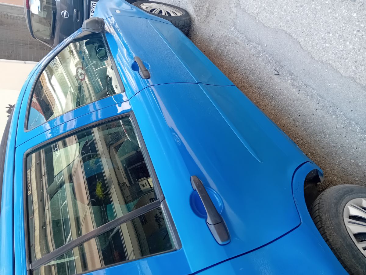 MAZDA 2 2003