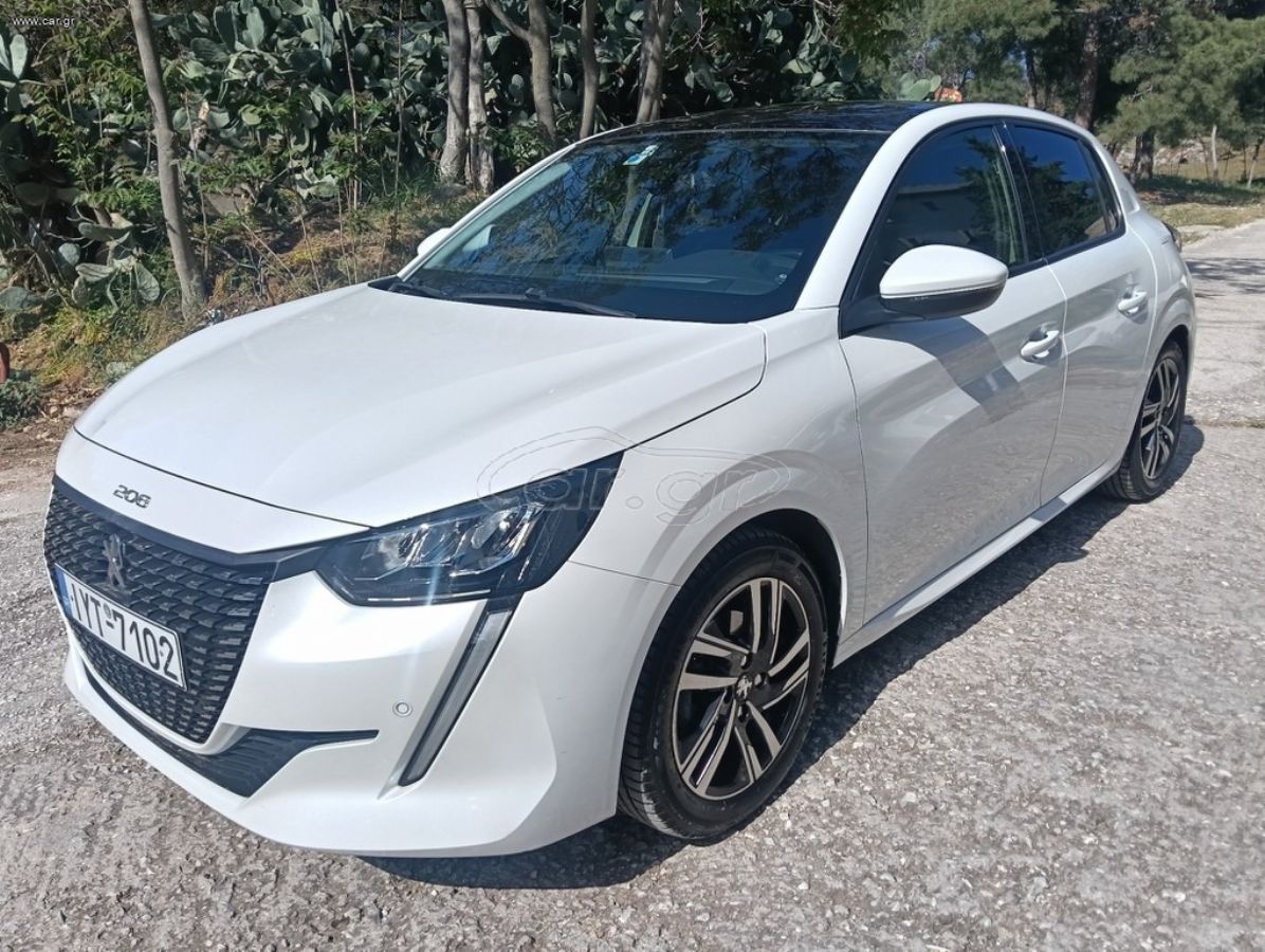 PEUGEOT 208 2020