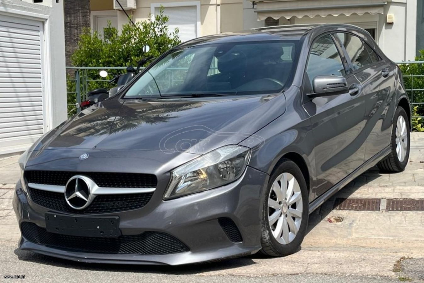 MERCEDES A180 2016