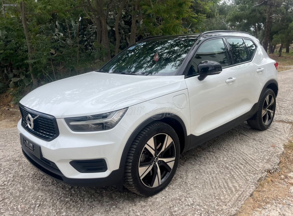 VOLVO XC 40 2021