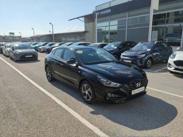 HYUNDAI i30 2022