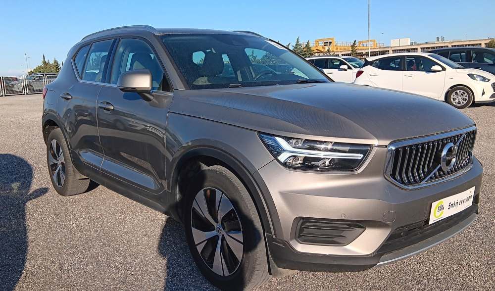VOLVO XC 40 2020
