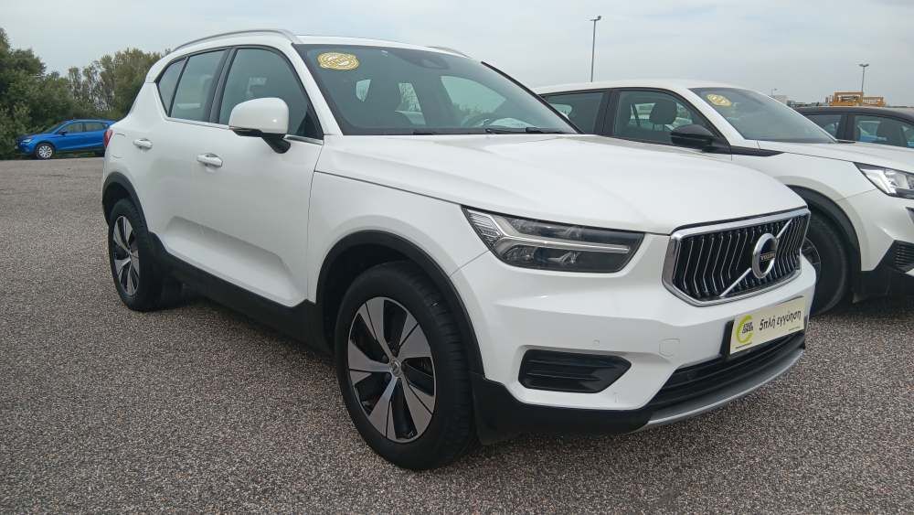 VOLVO XC 40 2021