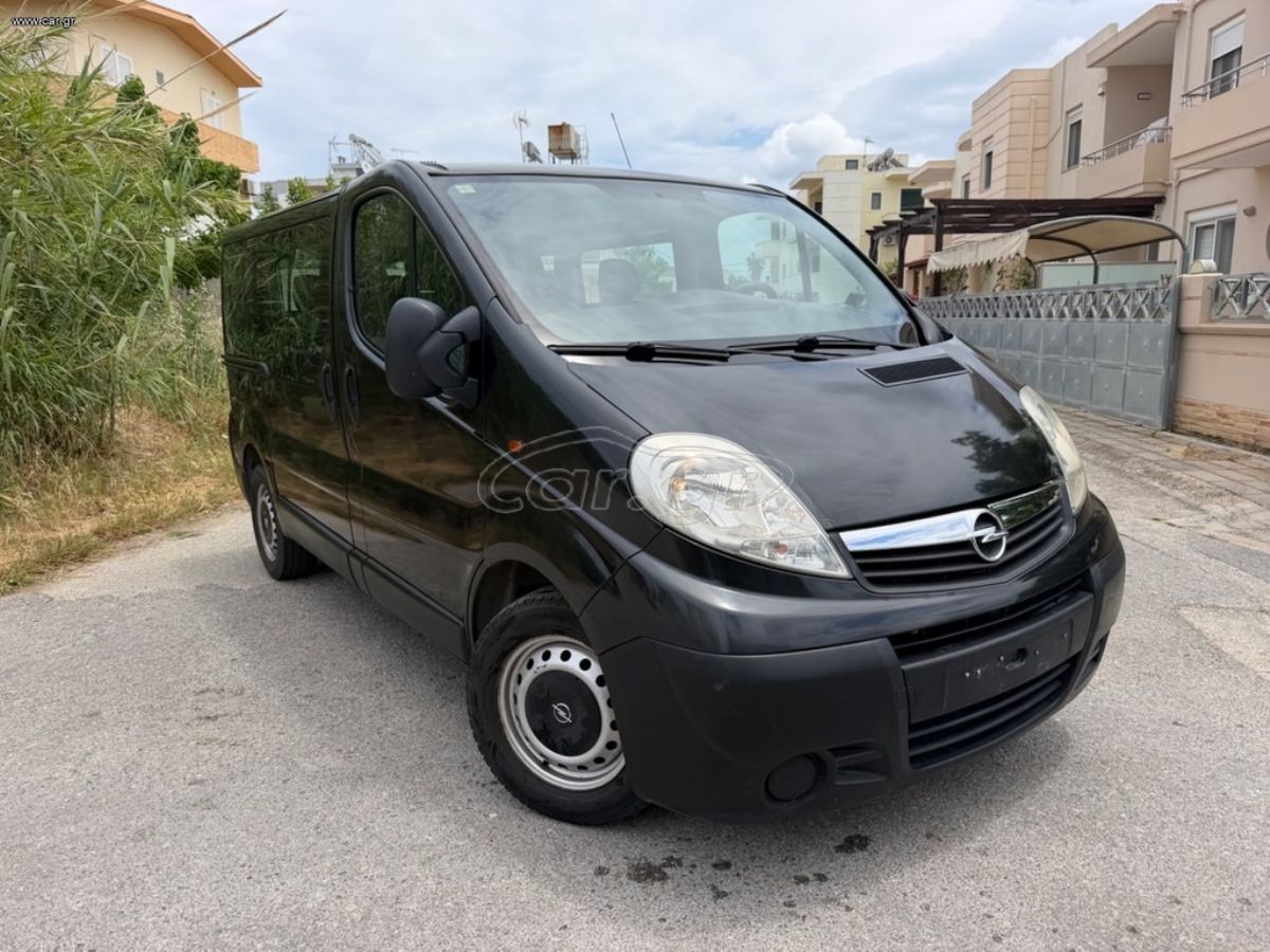 OPEL VIVARO 2014