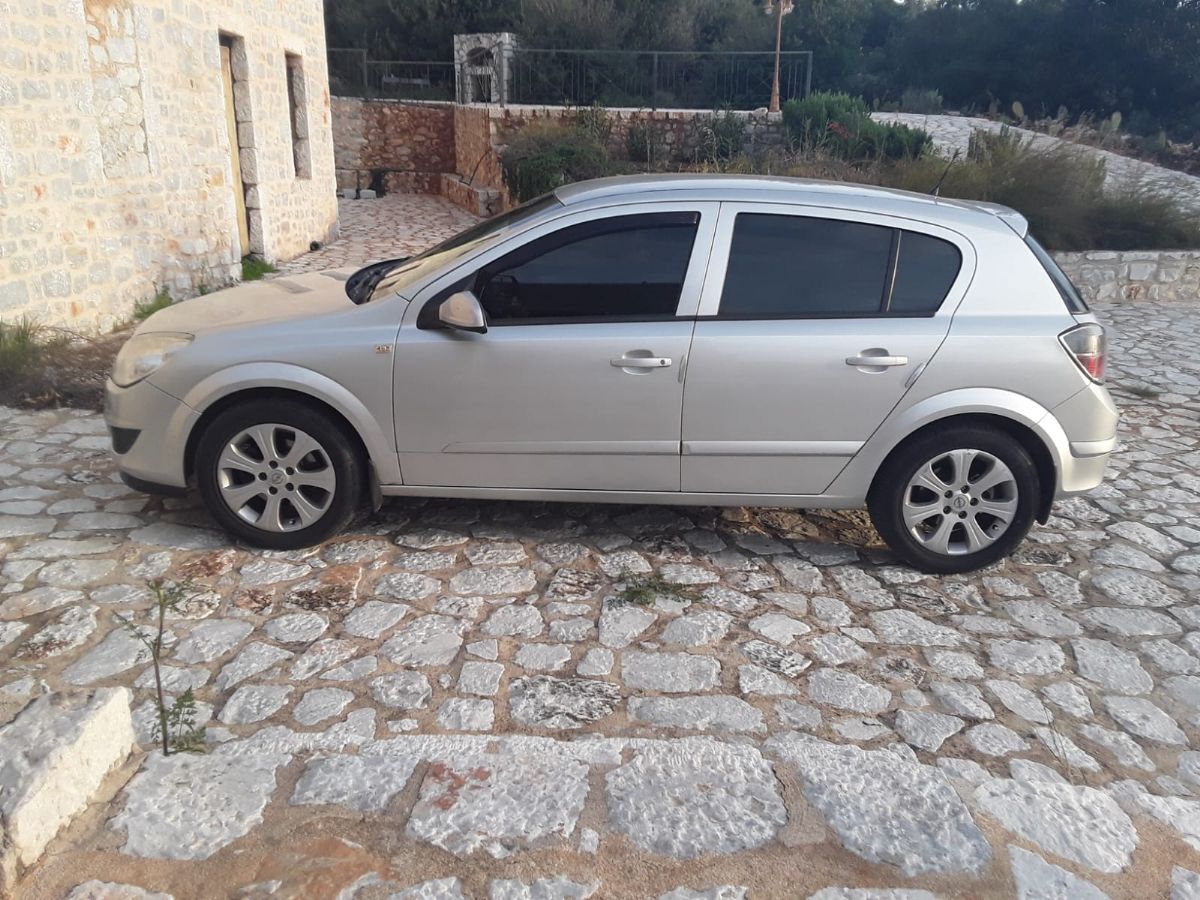OPEL ASTRA 2008