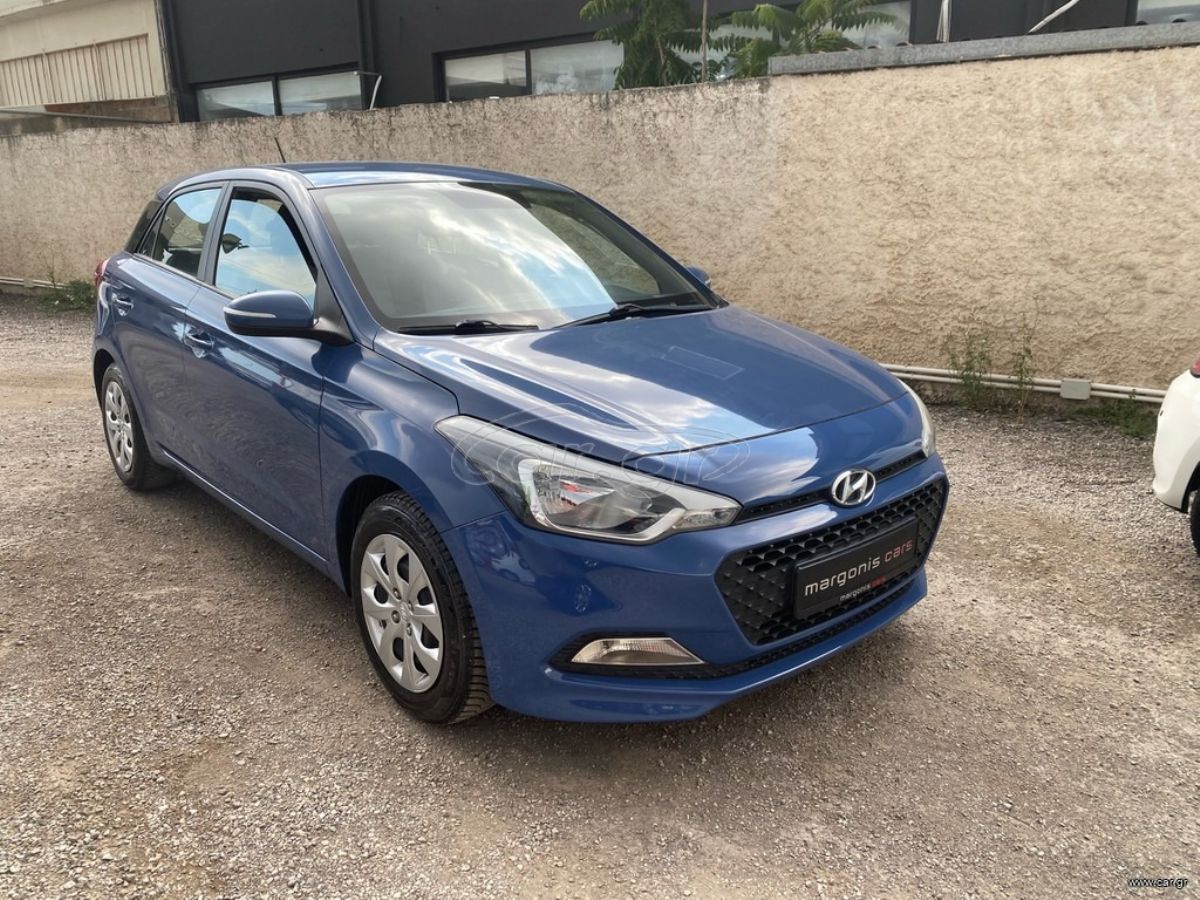 HYUNDAI i20 2015