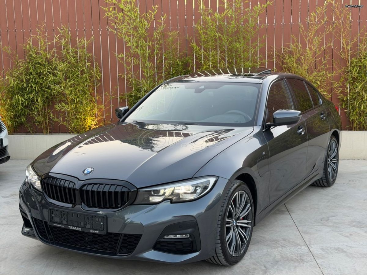 BMW 330 2021