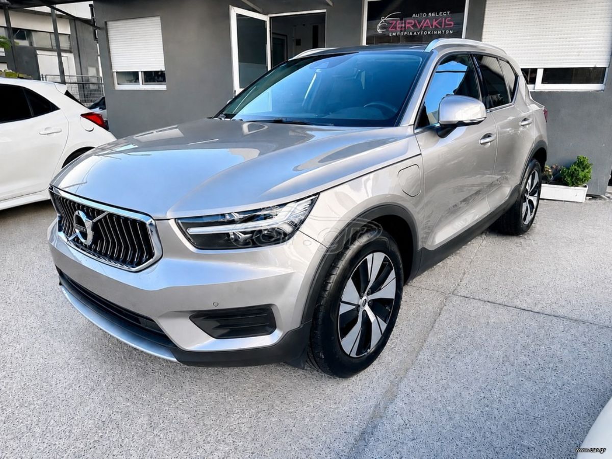 VOLVO XC 40 2020