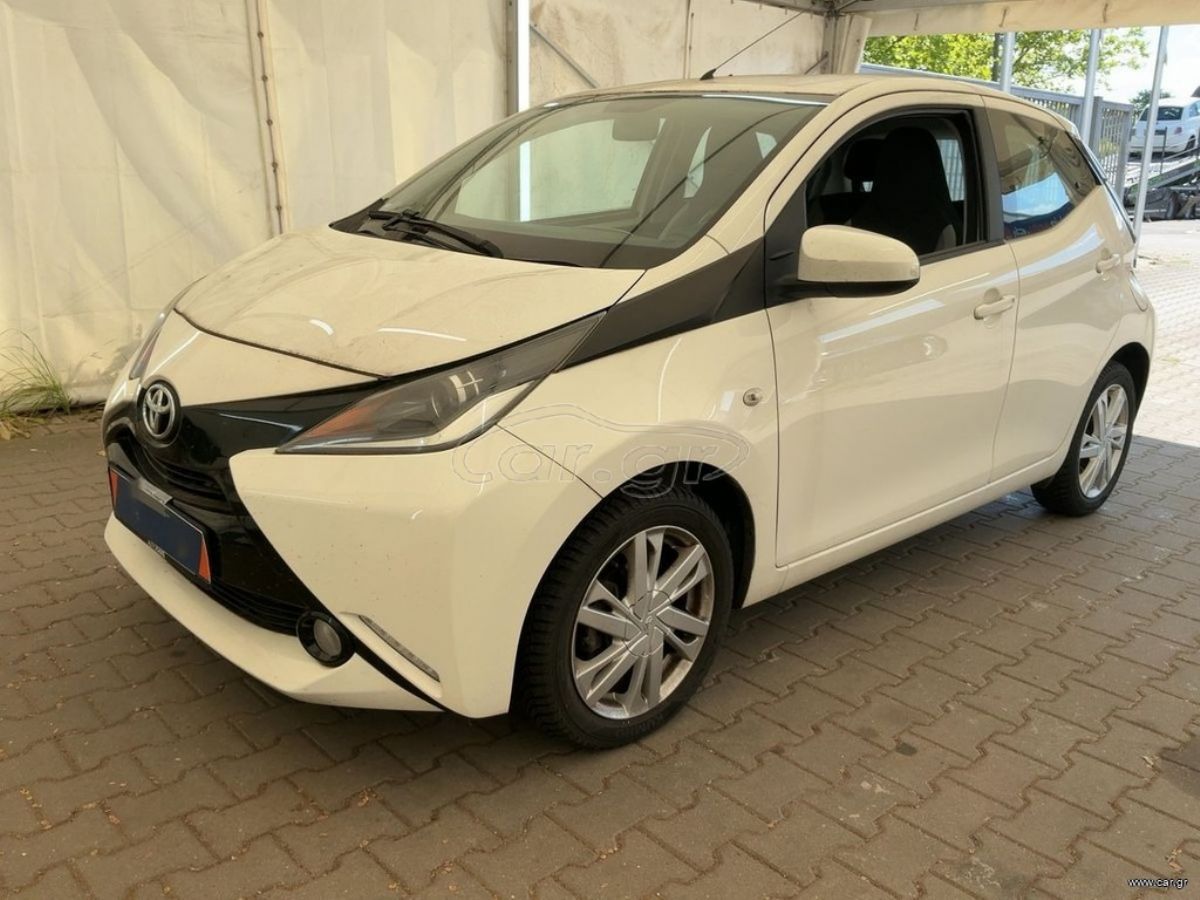 TOYOTA AYGO 2015