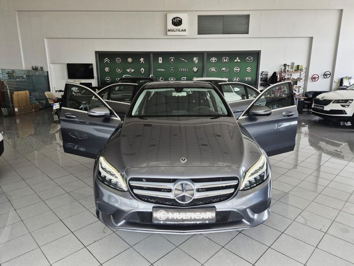 MERCEDES C 300 2020