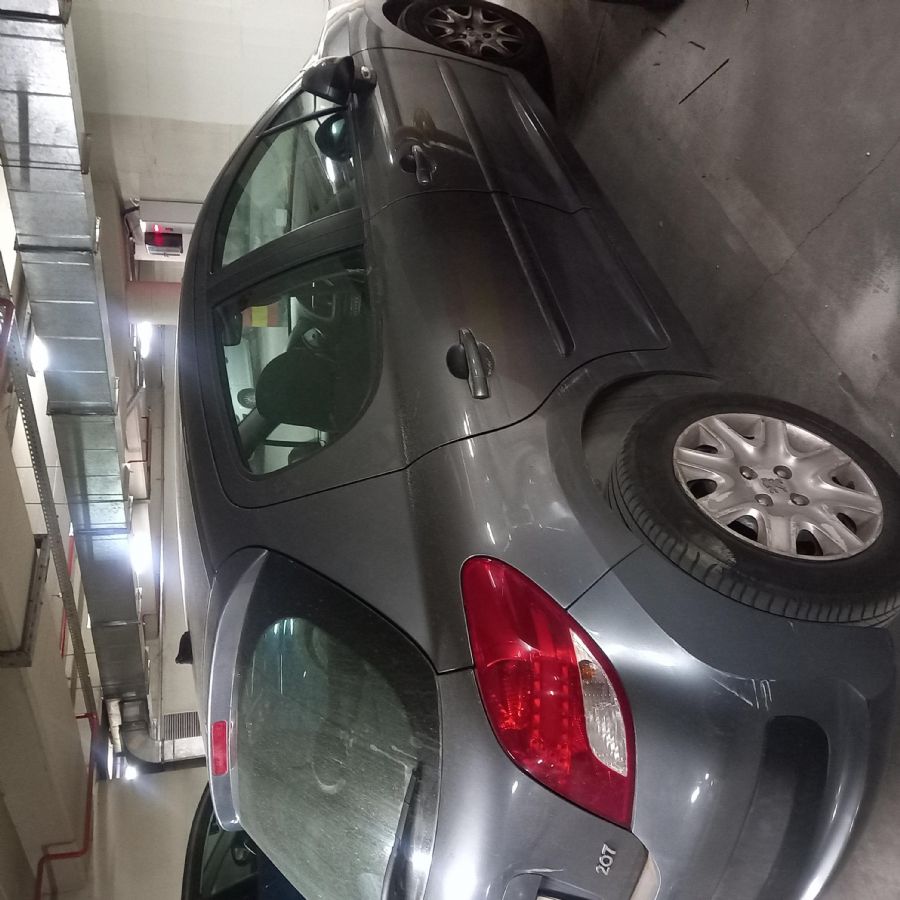 PEUGEOT 207 2010