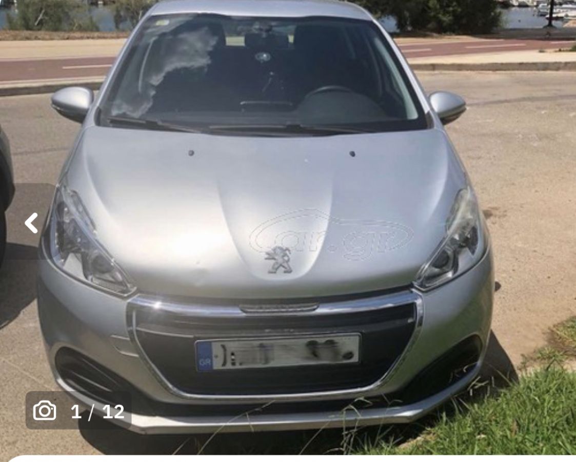 PEUGEOT 208 2016
