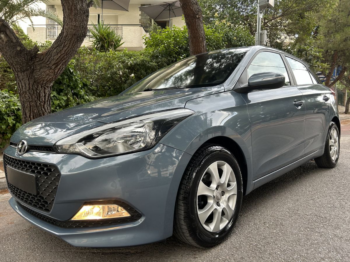 HYUNDAI i20 2018