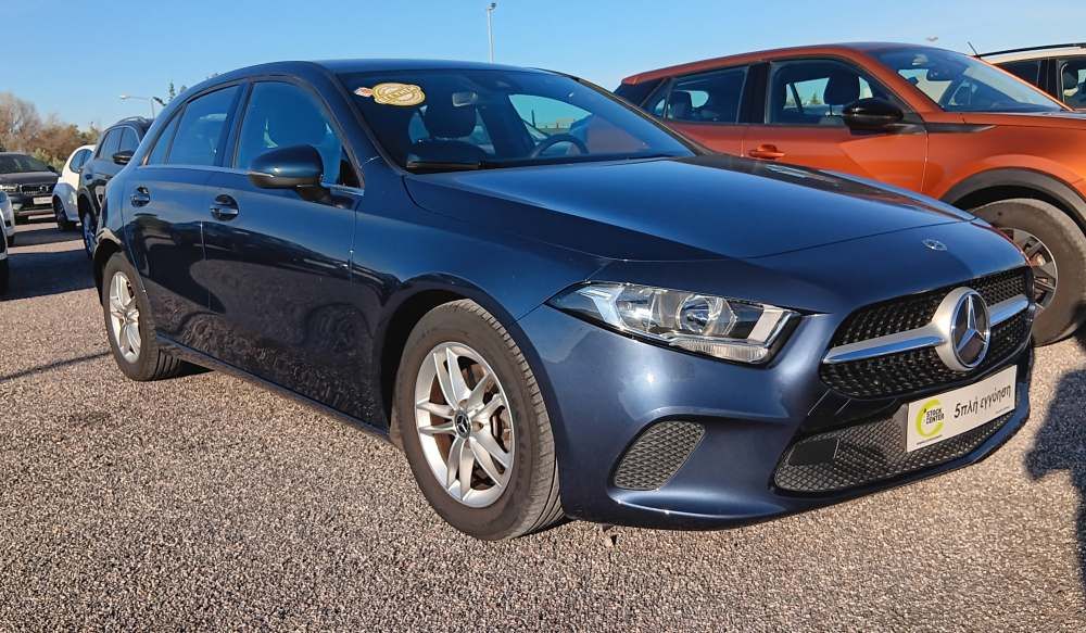 MERCEDES A180 2020
