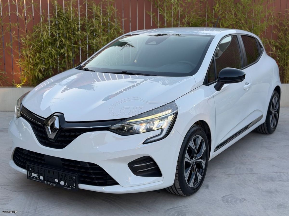 RENAULT CLIO 2023