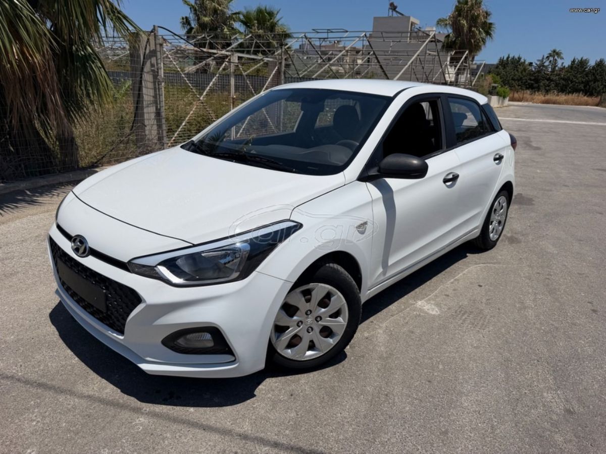 HYUNDAI i20 2019