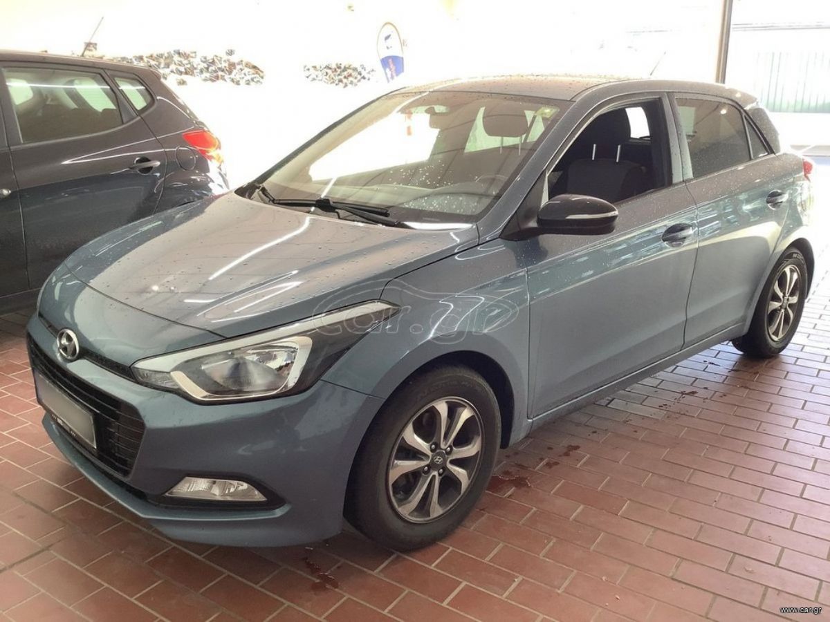 HYUNDAI i20 2018