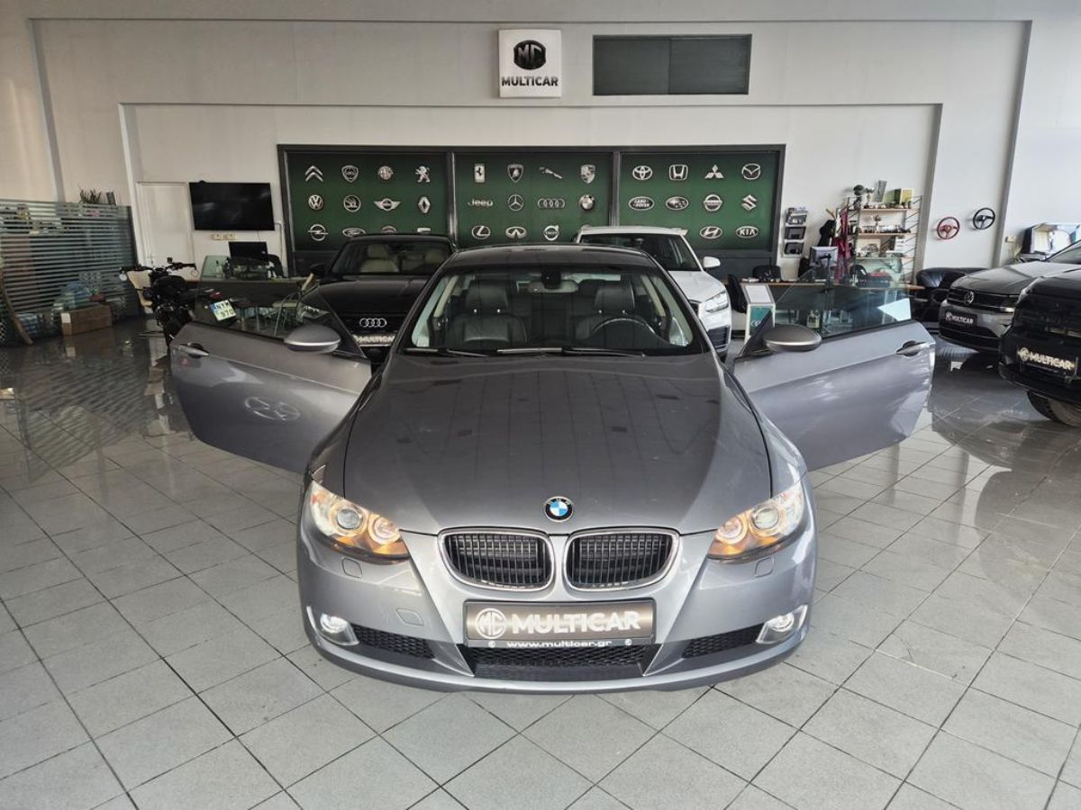 BMW 320 2010