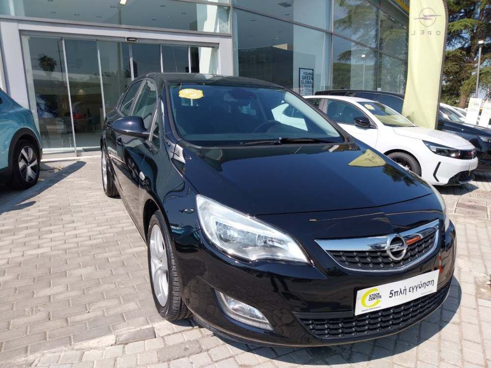 OPEL ASTRA 2011