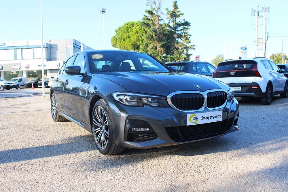 BMW 330 2021