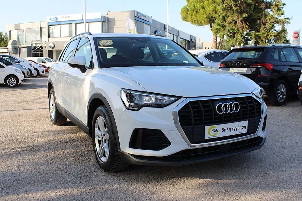 AUDI Q3 2021