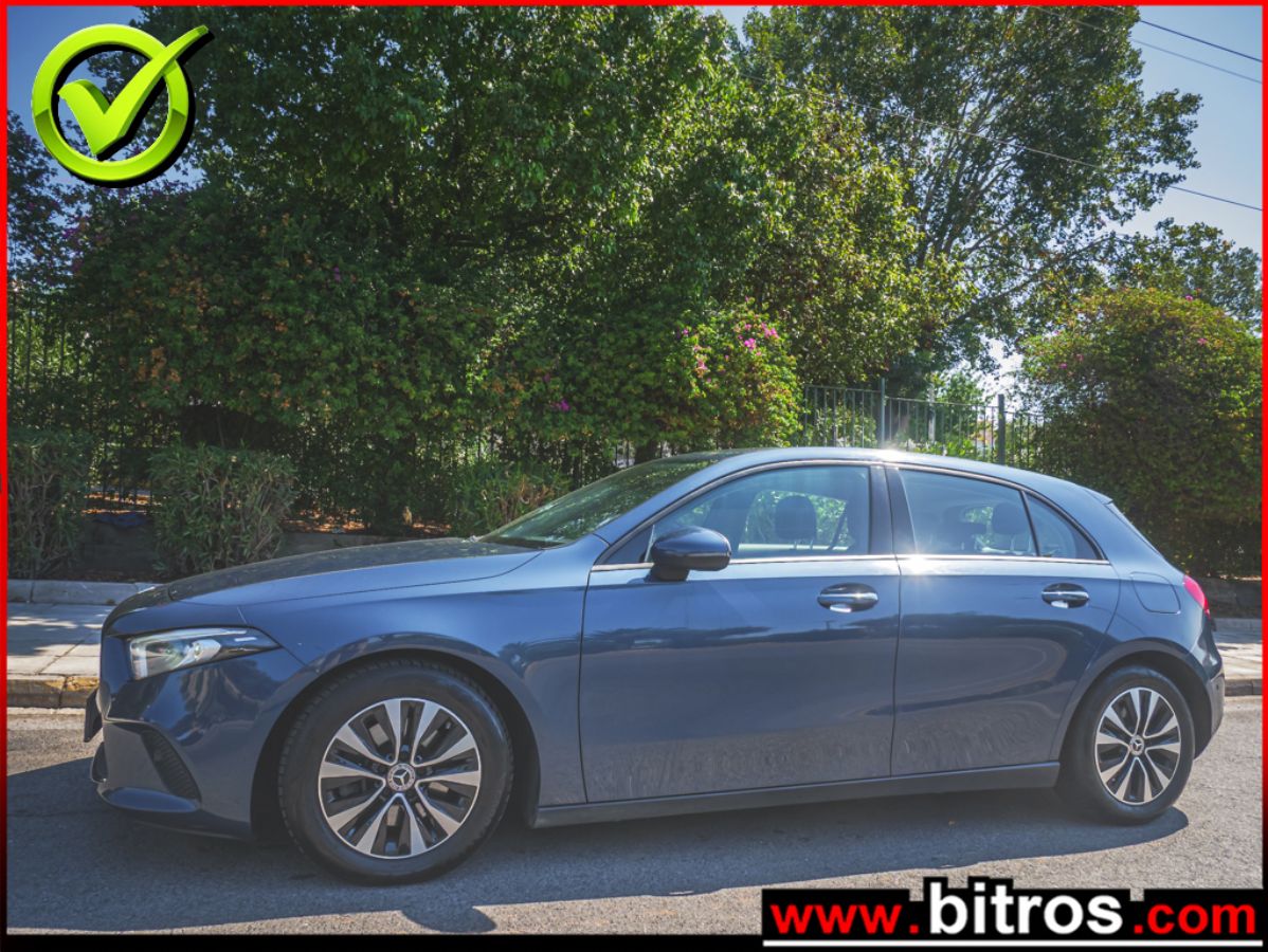 MERCEDES A180 2022