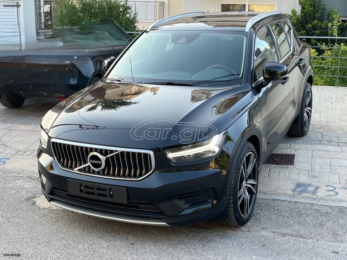 VOLVO XC 40 2021