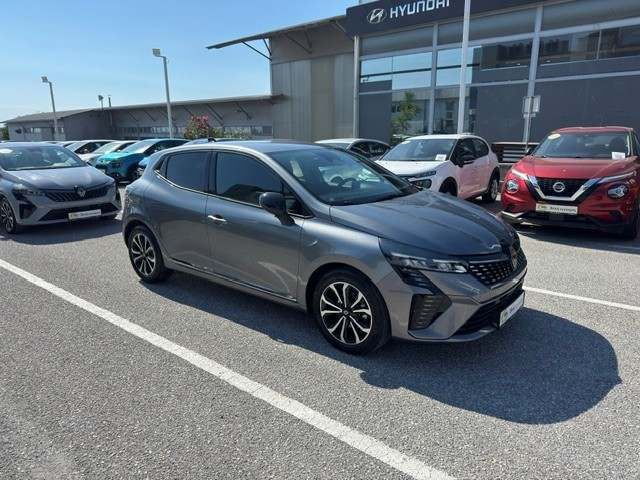 RENAULT CLIO 2025