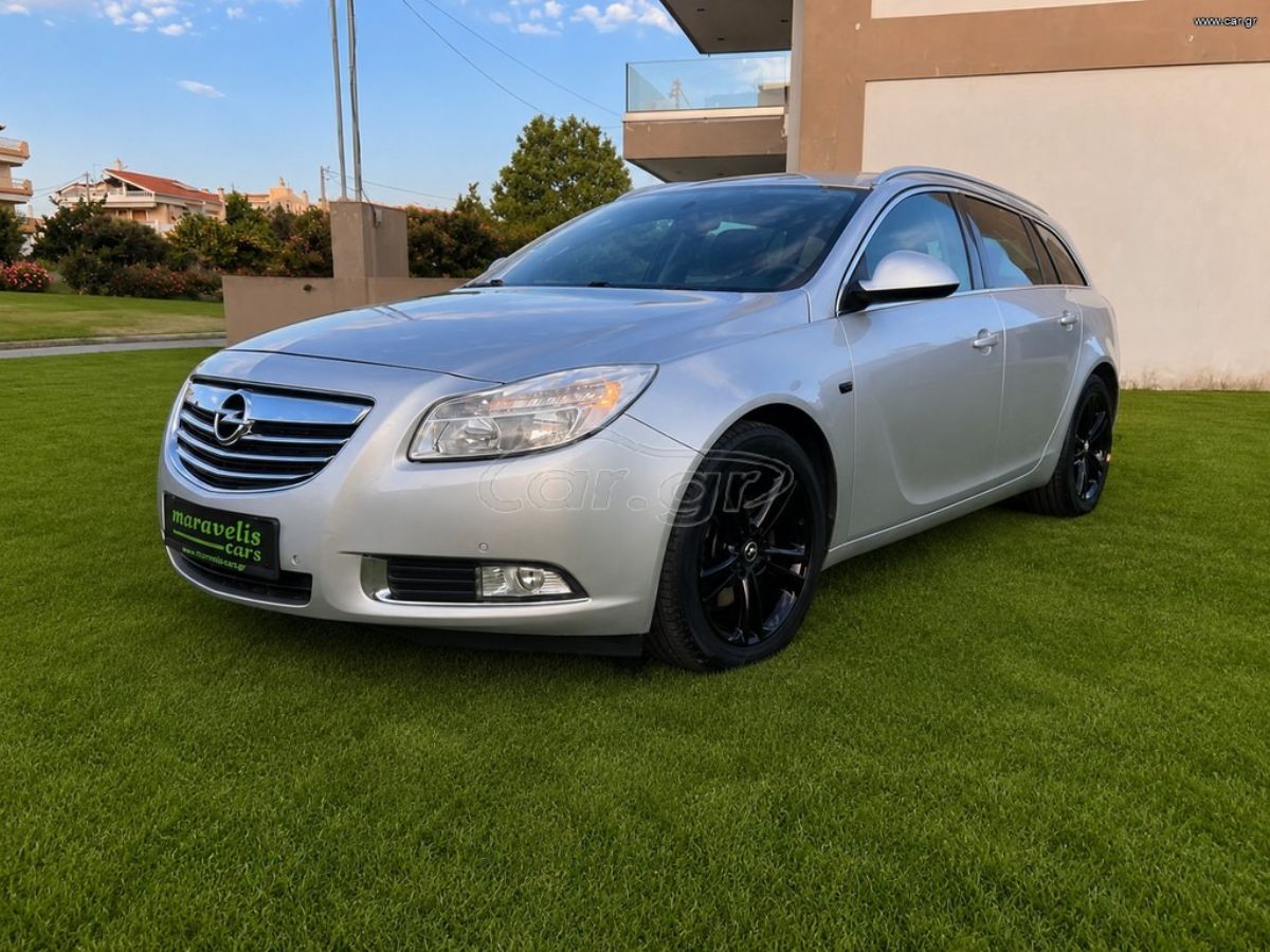 OPEL INSIGNIA 2010