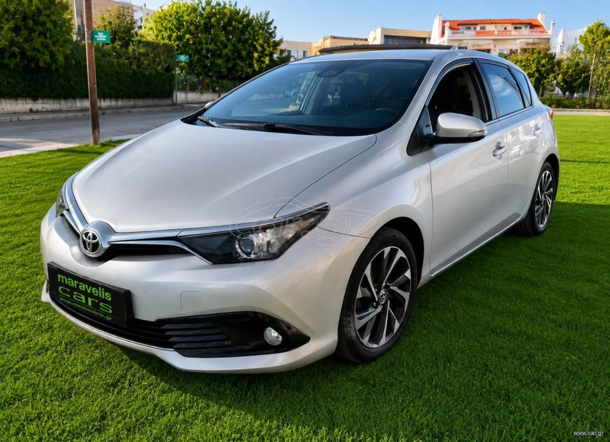 TOYOTA AURIS 2016