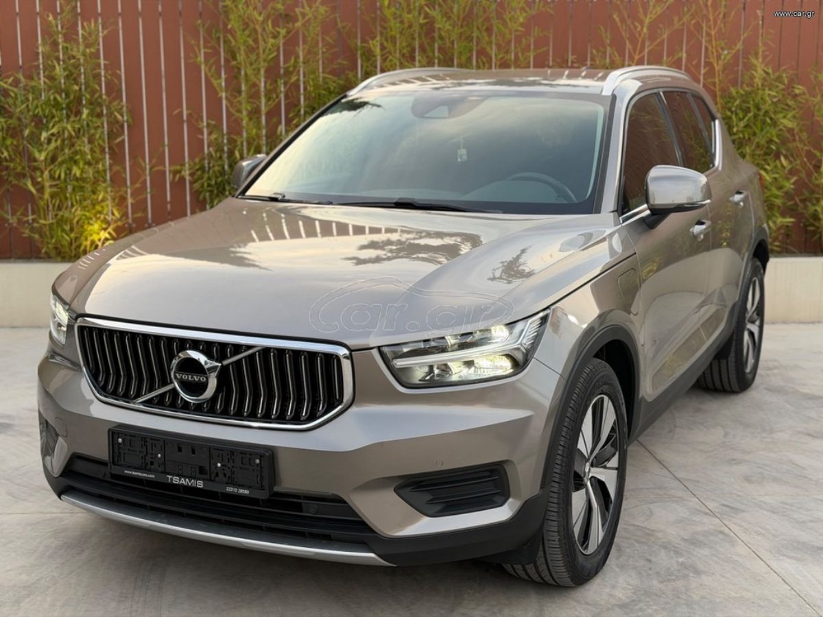 VOLVO XC 40 2021