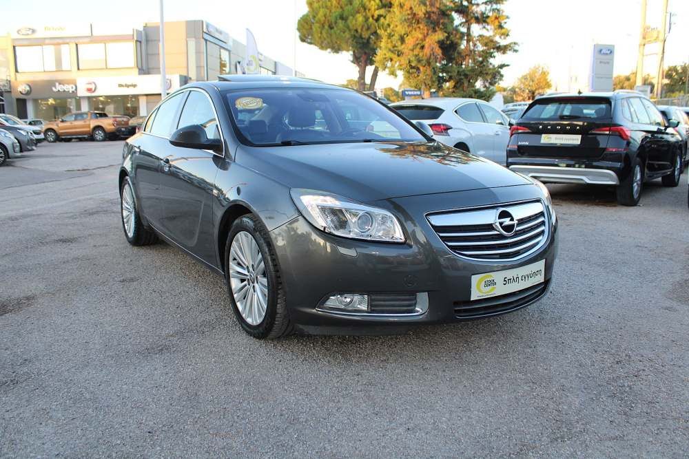 OPEL INSIGNIA 2012