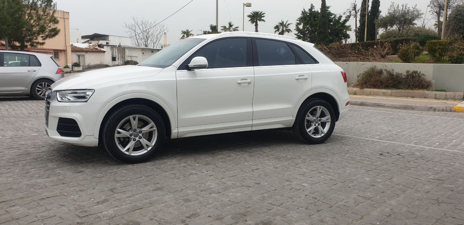 AUDI Q3 2016