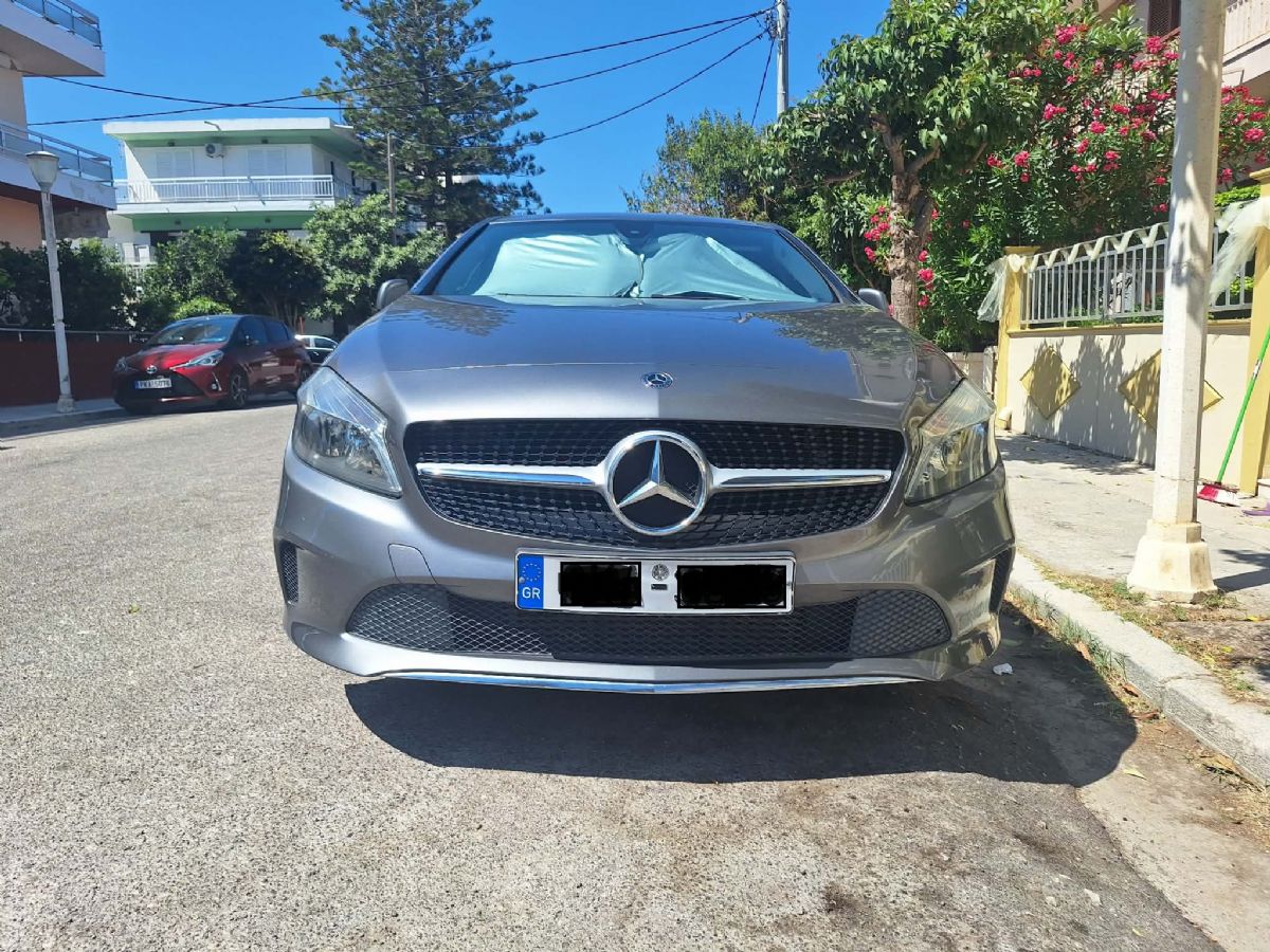 MERCEDES A180 2018