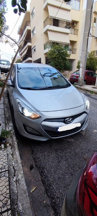 HYUNDAI i30 2015