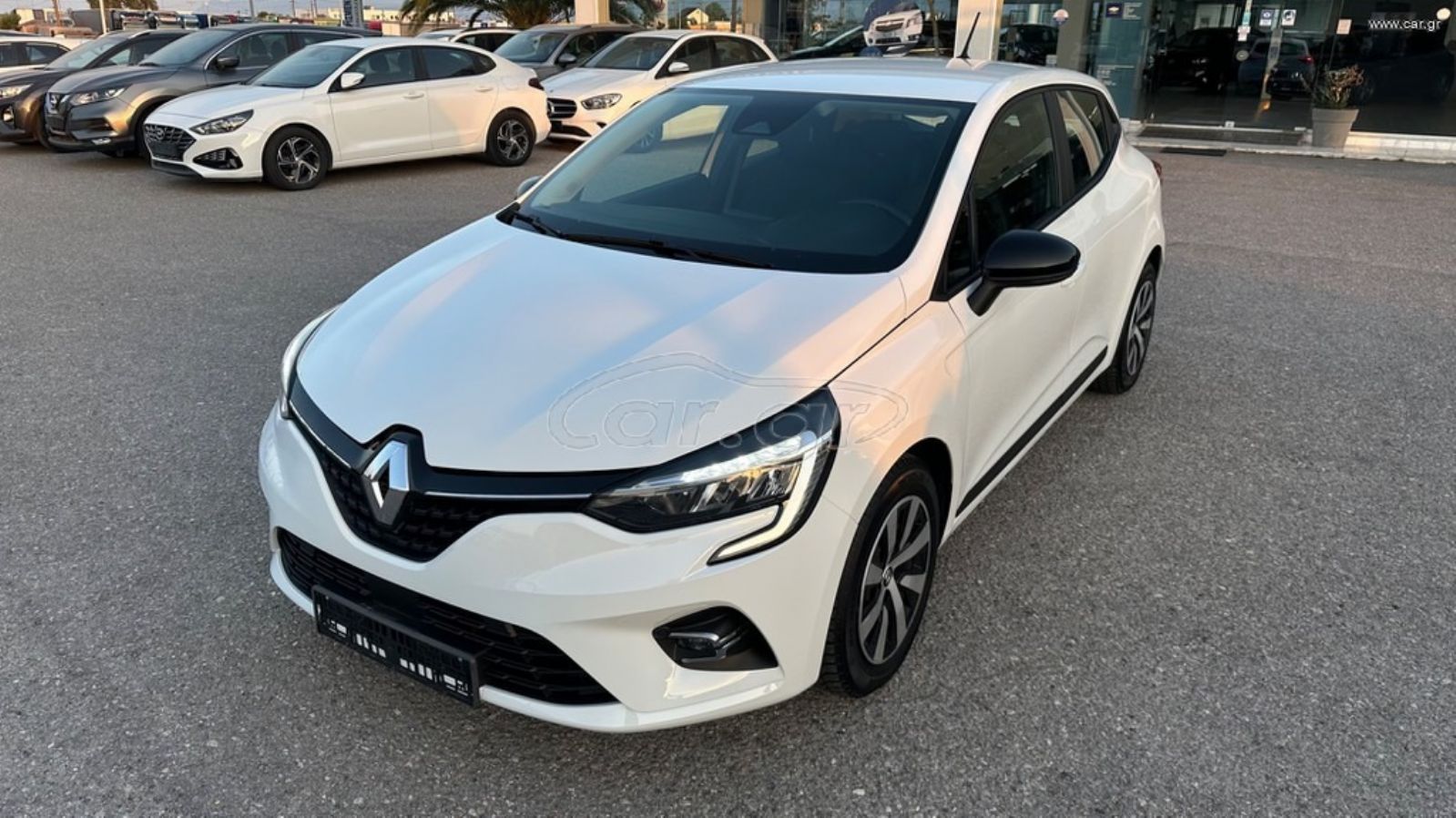 RENAULT CLIO 2022