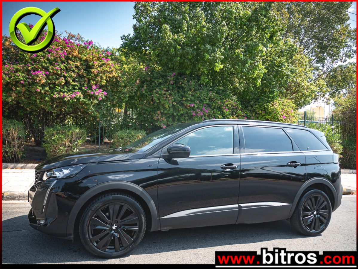 PEUGEOT 5008 2021