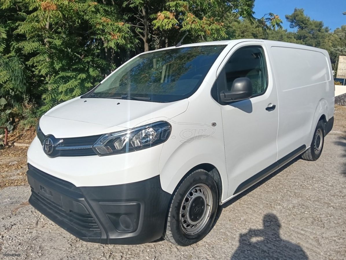 TOYOTA PROACE 2022