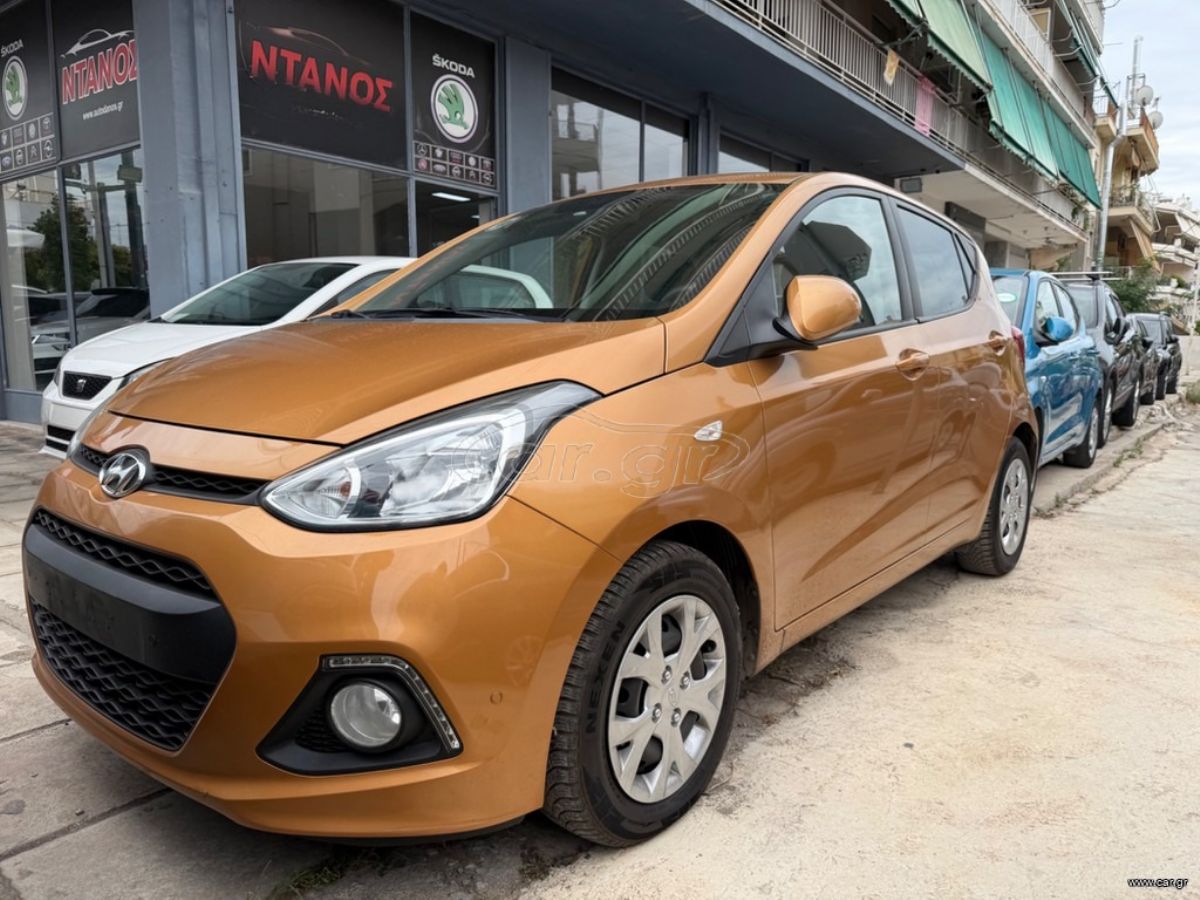 HYUNDAI i10 2016